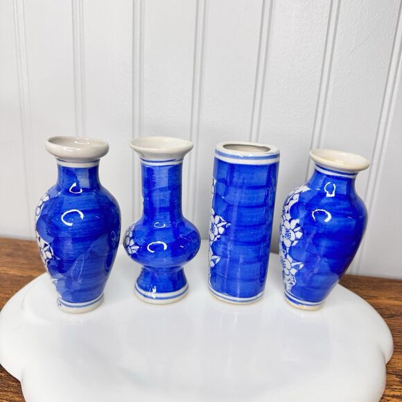 4 Vintage Chinese Porcelain Blue & White Floral Miniature 4” Bud Mini Vase Lot - Picture 6 of 8